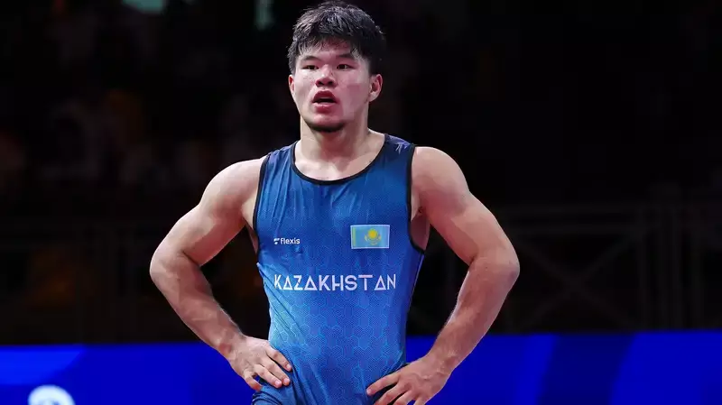 Казахстан проиграл второй подряд финал чемпионата мира по борьбе