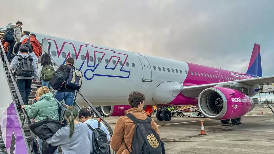 Wizz Air бросила ребёнка в аэропорту чужой страны