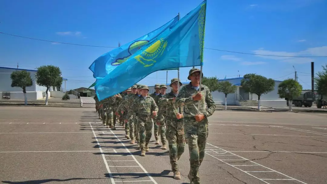 Қазақстанның әскери қызметшілері ҰҚШҰ оқу-жаттығуларына қатысу үшін Қырғызстанға барды