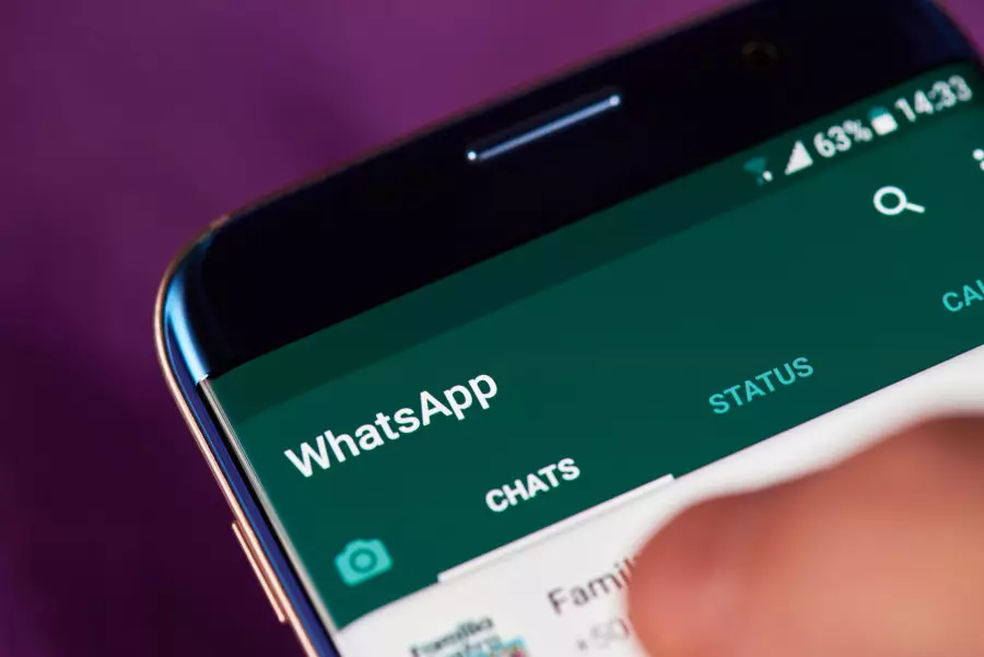 Ақтауда WhatsApp арқылы зат сатамын деп алдап, адамдардың ақшасын жымқырған екі қыз сотталды