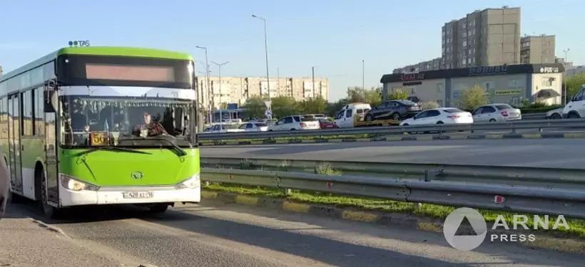 "Мелочь, а люди улыбались": автобусы возили семейчан "зайцами" в Семее