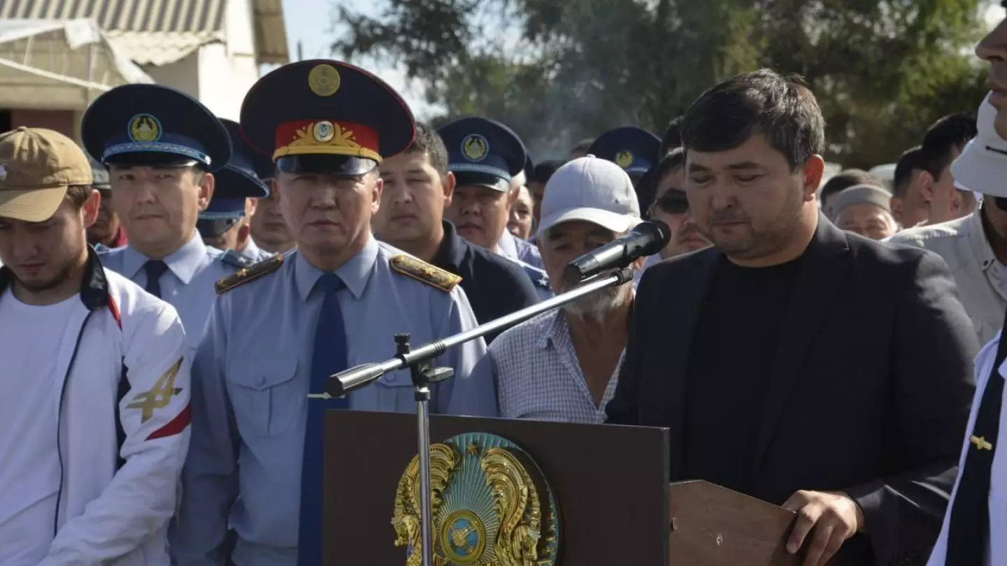 Начальника полиции Жамбылской области генерал-майора Арманбека Баймурзина окончательно уволили, приказ подписан в пятницу