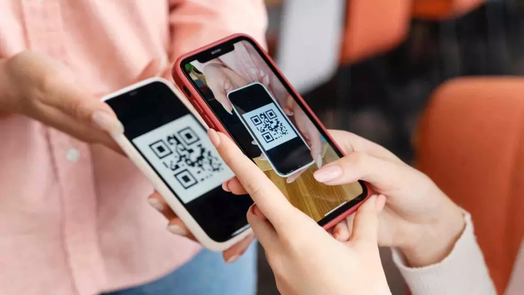 Когда запустят единый QR и межбанковские переводы по номеру телефона?