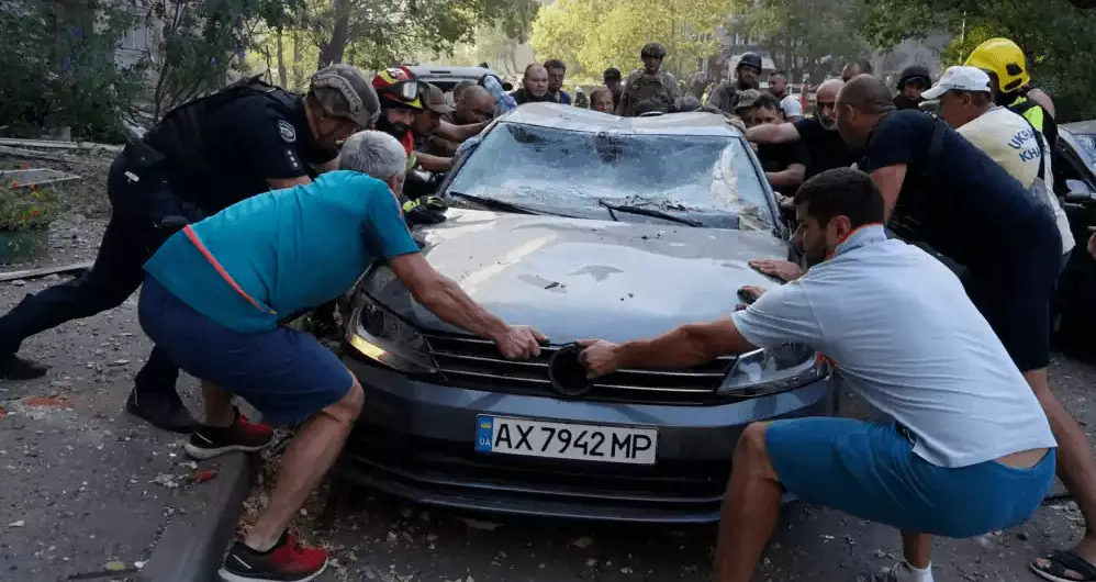 В Харькове при ударе по многоэтажке 1 погибший, более 40 пострадавших