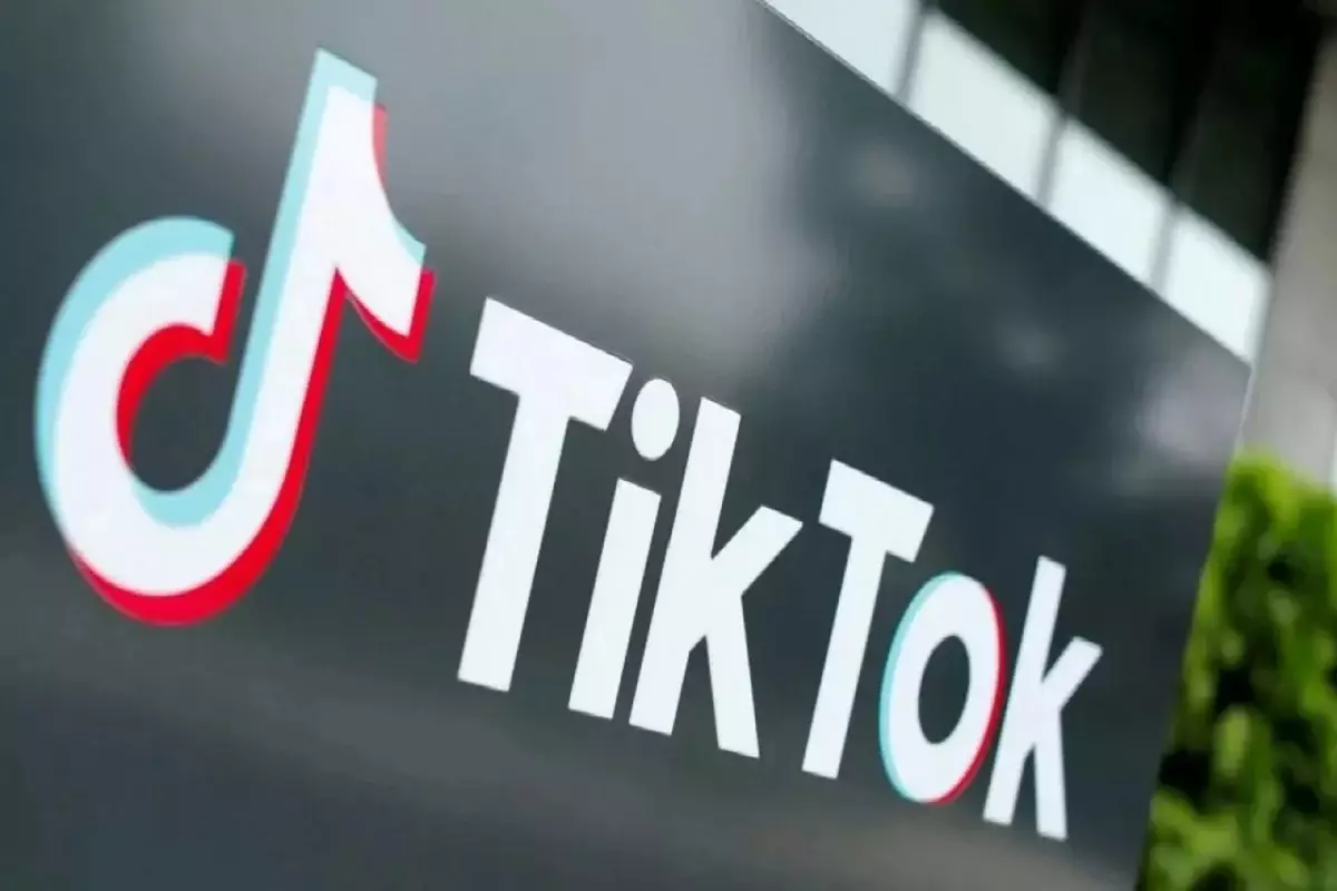 В Актобе школьница брызнула на себя уксус после ролика в TikTok