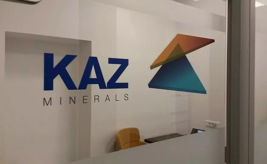 Один из попавших под обрушение горной массы в шахте KAZ Minerals погиб в области Абай