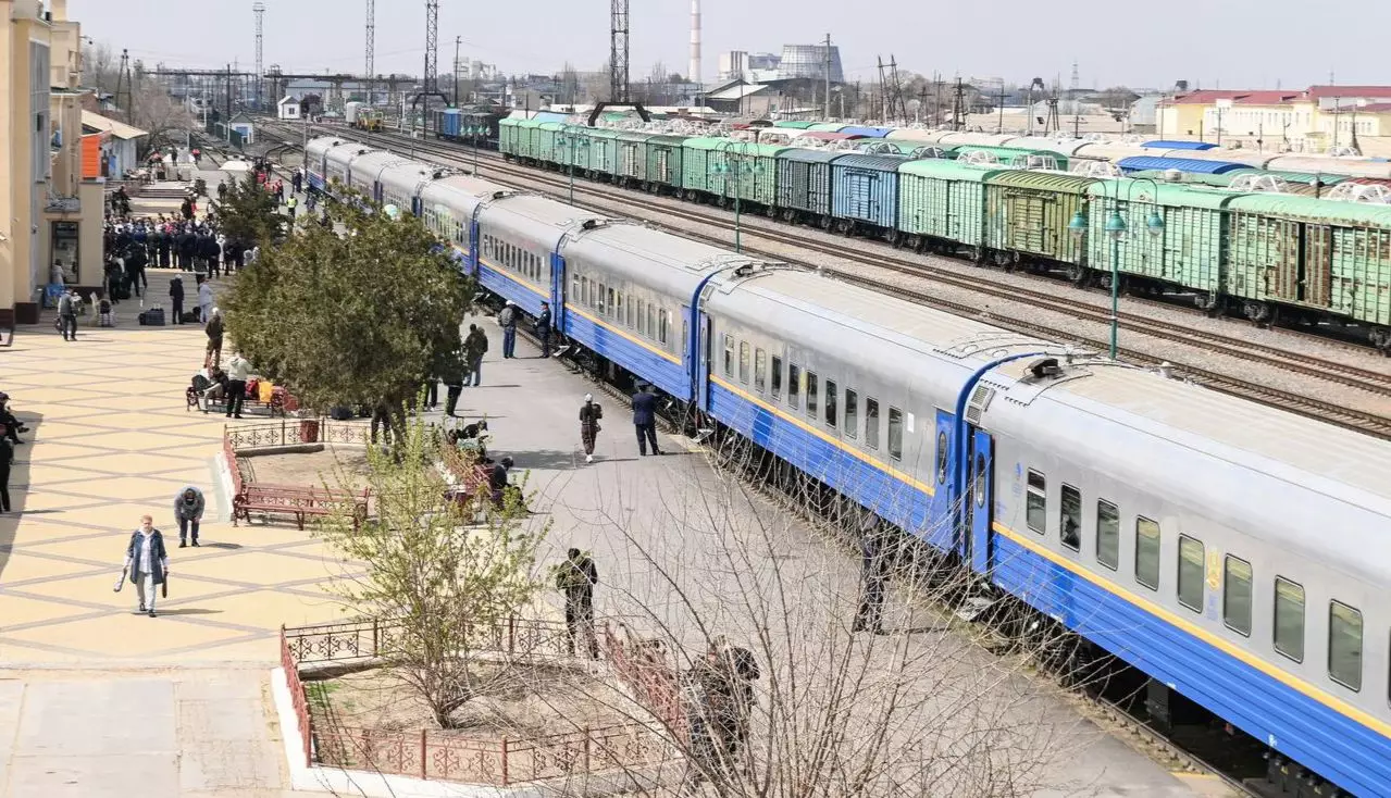 Пассажирский поезд между Карагандой и Москвой начнет курсировать в декабре