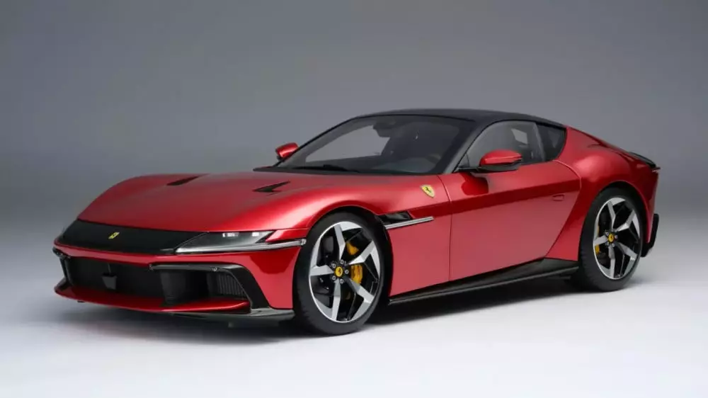 Уникальная копия Ferrari 12Cilindri от Amalgam за 18 тысяч долларов