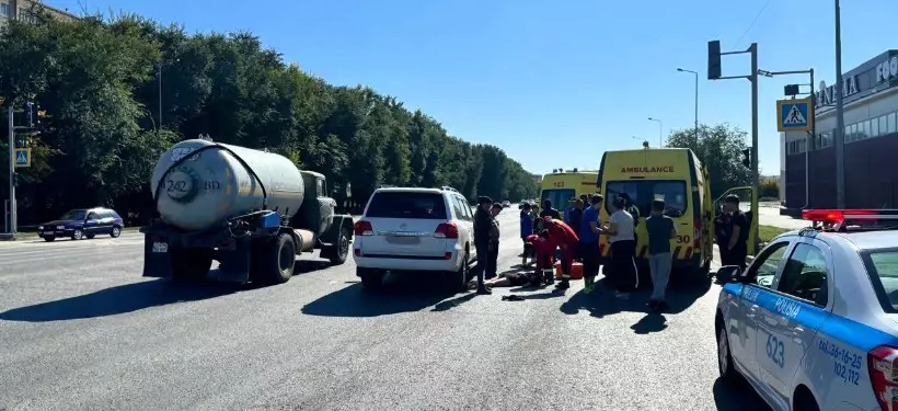 Девушку насмерть сбили на "зебре" в Семее: водитель задержан