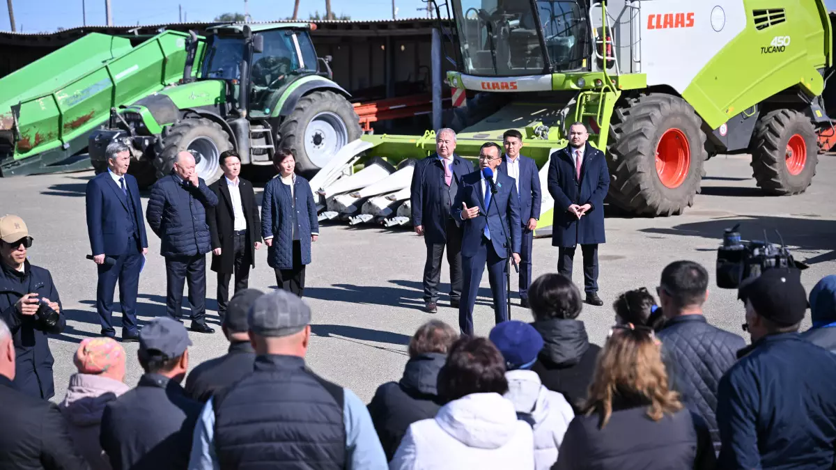 Сенат төрағасы Абай облысының жұртшылығымен АЭС салу мәселесін талқылады