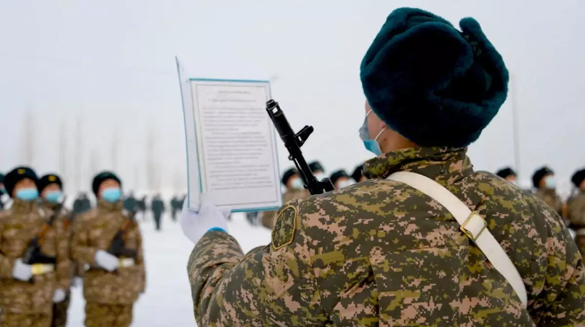 Отмена срочной службы: в Министерстве обороны дали ответ