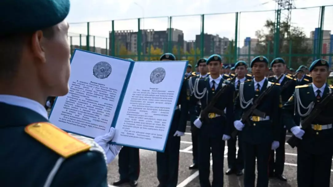 90 кадетов Военного колледжа имени Сагадата Нурмагамбетова приняли военную присягу