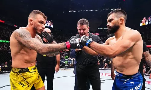 Сенсационным нокаутом обернулся главный бой турнира UFC. Видео