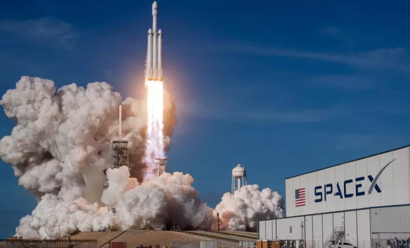 Space X вернет астронавта на МКС