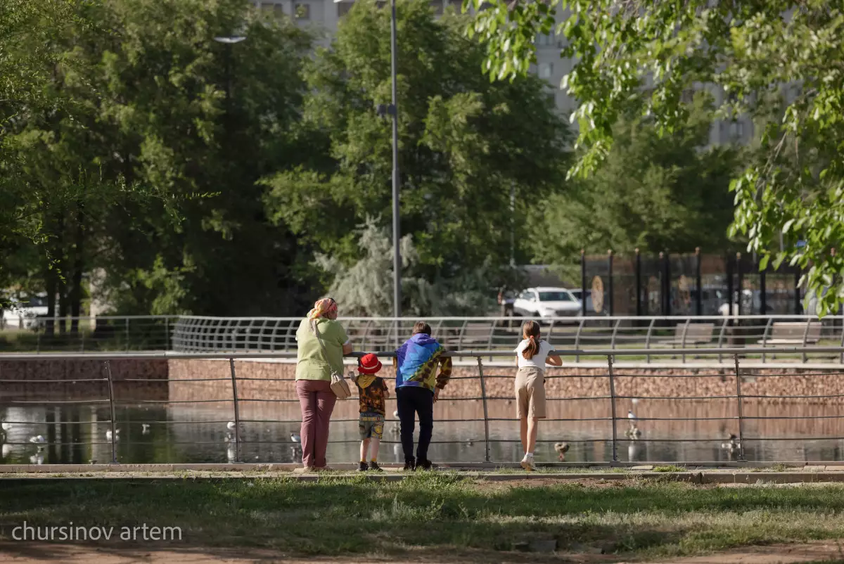 Сколько человек в Казахстане зовут Атом