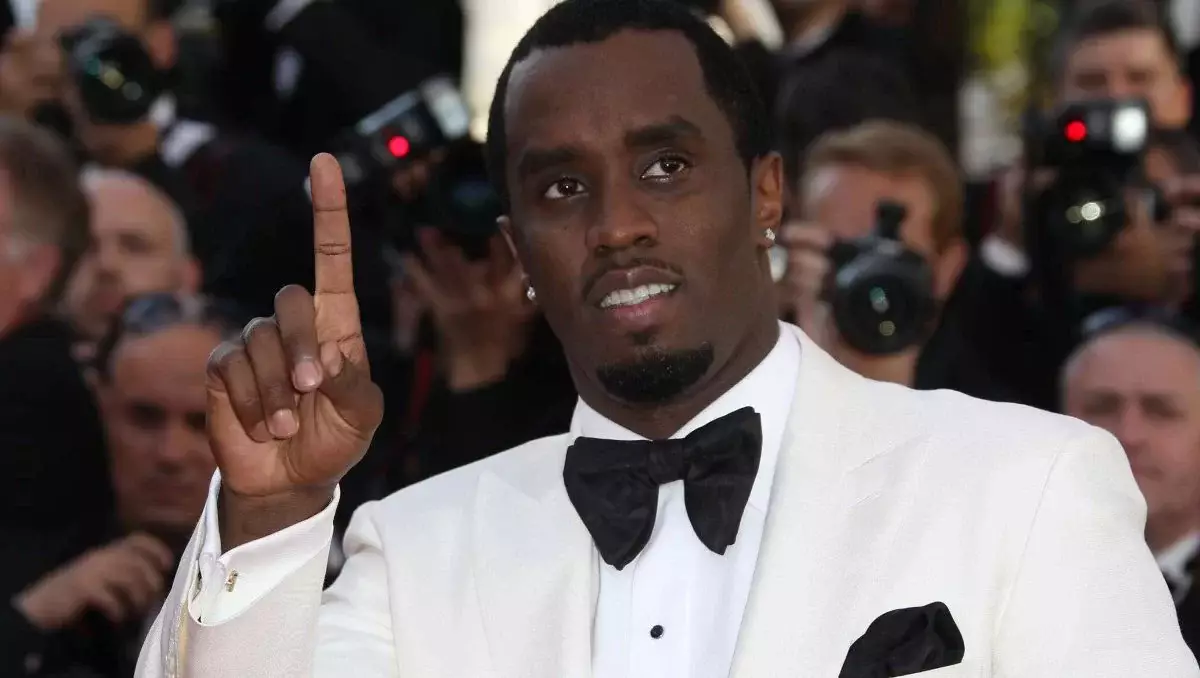 Жүкті қыз бен 9 жасар баланы зорлаған: Әлемді шулатқан рэпер P.Diddy-дің құрбандары белгілі болды