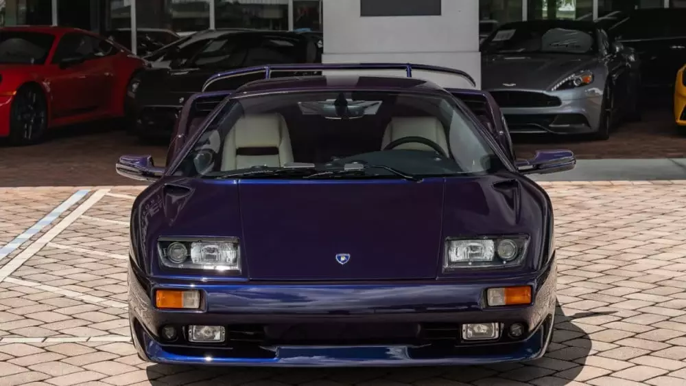 Джон Сина продает копию Lamborghini Diablo после 20 лет работы