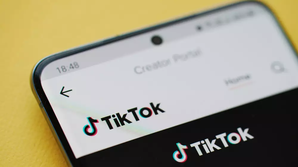 TikTok Қазақстанда әлеуметтік желіні бұғаттау туралы талапқа пікір білдірді