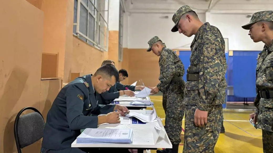 Референдумда ұлан сарбаздары қоғамдық қауіпсіздікті қамтамасыз етуге атсалысады