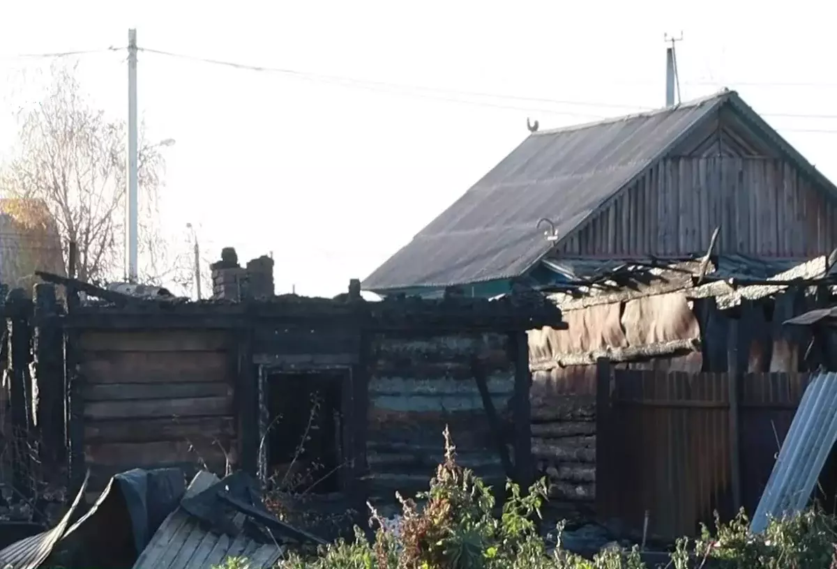 Погибли в огне: пожар унес жизни трех человек в Петропавловске