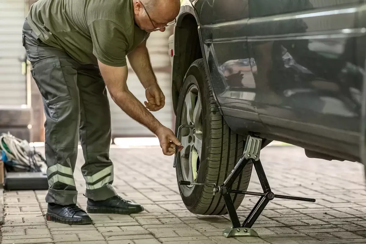 Готовим автомобиль к осени: 10 обязательных действий опытного водителя