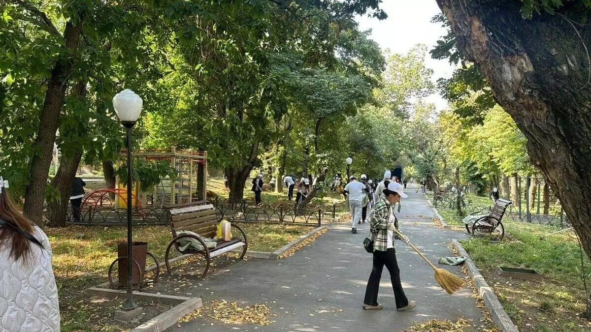 Алматылық кәсіпкерлер іргелес аумақ тазалығын қамтамасыз етуге міндеттеледі