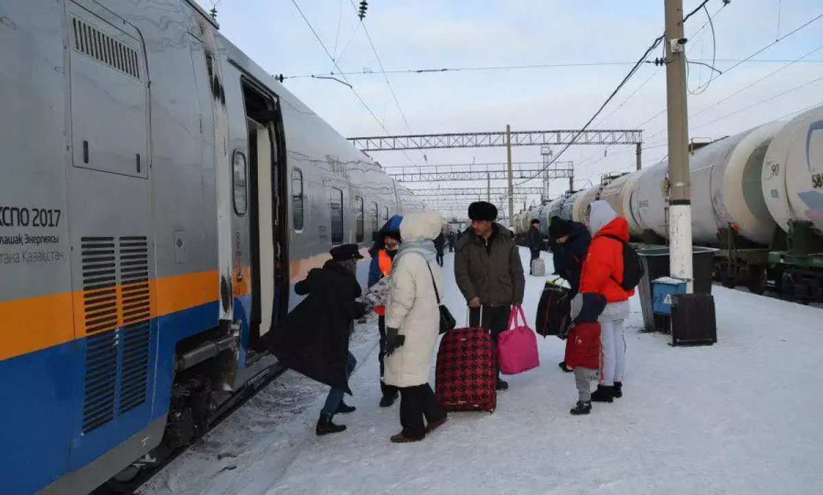 600 пассажиров эвакуированы на поездах в связи с закрытием трассы Астана-Кокшетау