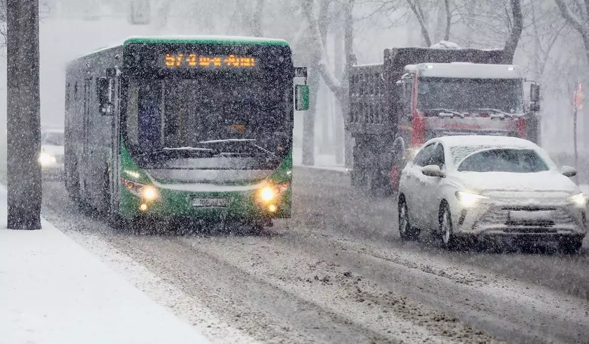 Последствия непогоды: почти 120 ДТП зарегистрировали за сутки в Астане