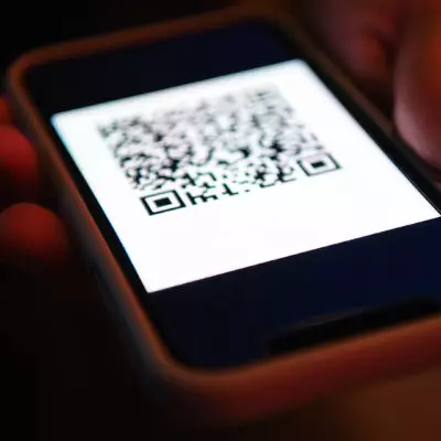 Квишинг: Казахстанцев предупредили об опасных QR-кодах