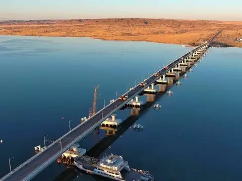 Самый длинный мост в Казахстане проверили на прочность