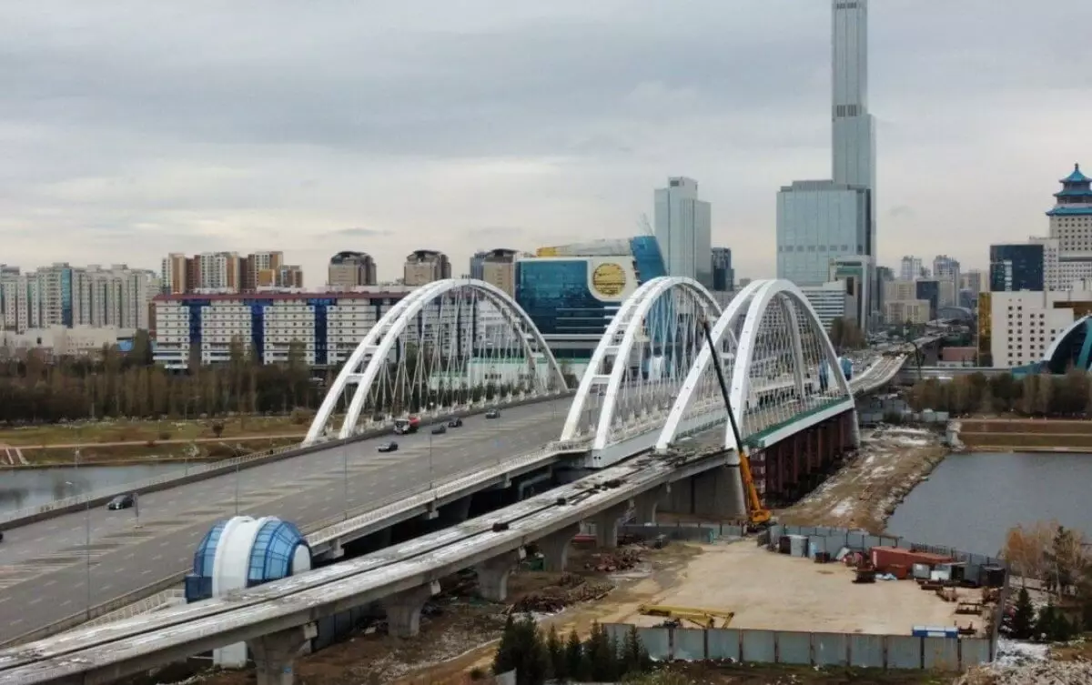 Есіл өзенімен өтетін LRT көпірінің құрылысы аяқталды