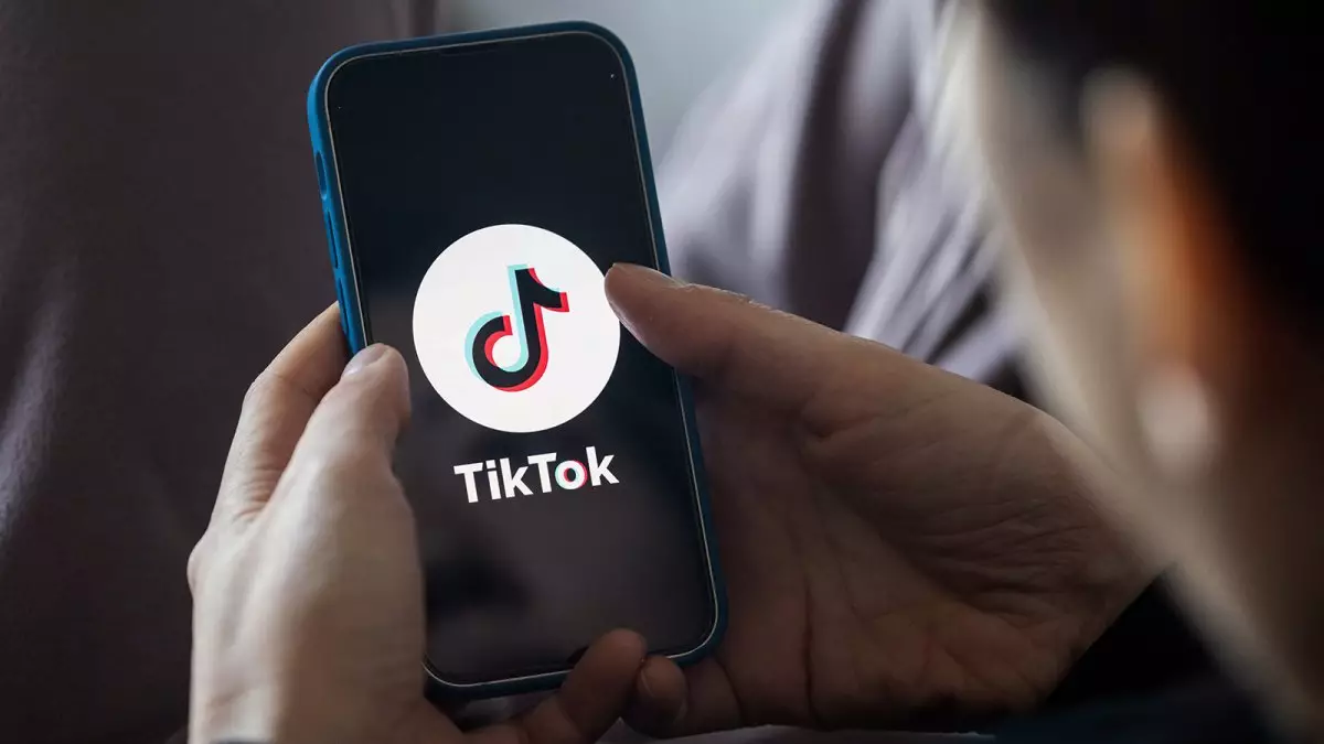 TikTok удалил 1,5 миллиона видео в Казахстане за квартал