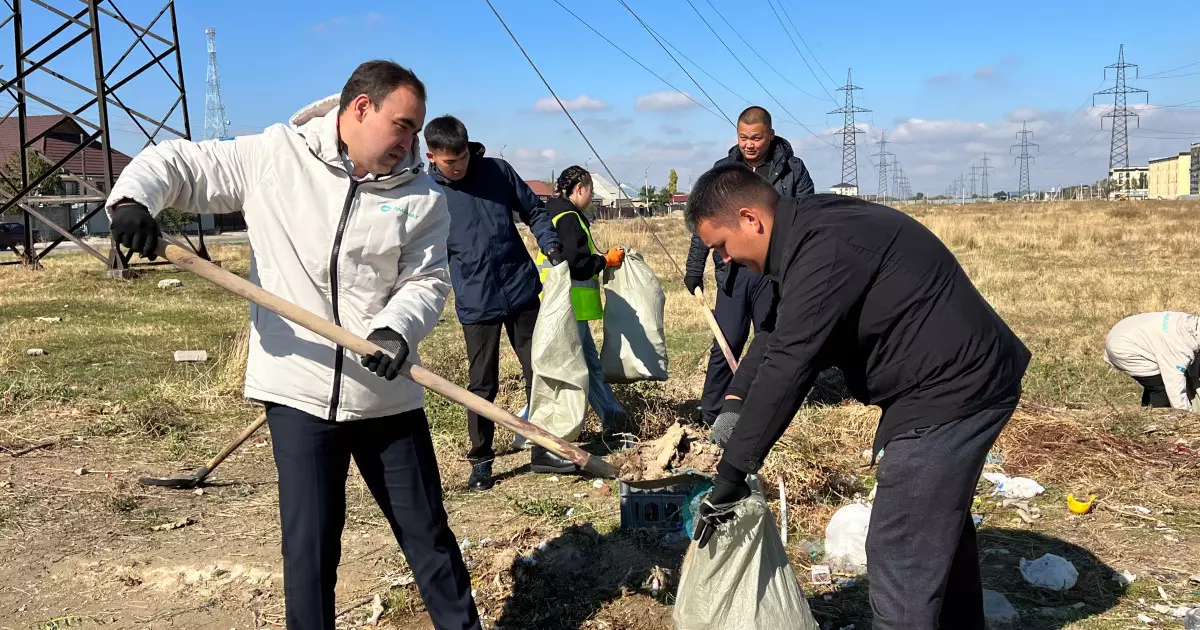   «Таза бейсенбі» акциясы аясында еліміз бойынша 10 мың тоннадан астам қоқыс жиналды   