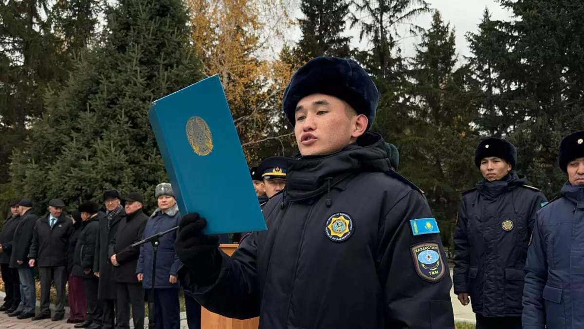 Служить на благо безопасности – присягу приняли новоиспеченные спасатели ВКО