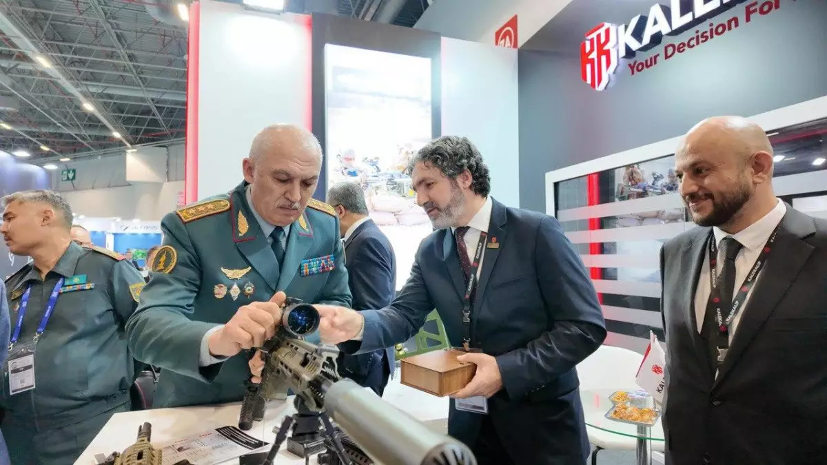 Қорғаныс министрі Түркияда өткен SAHA EXPO-2024 халықаралық көрмесіне қатысты