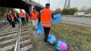 В Алматы продолжается экологическая кампания «Жарқын күз»