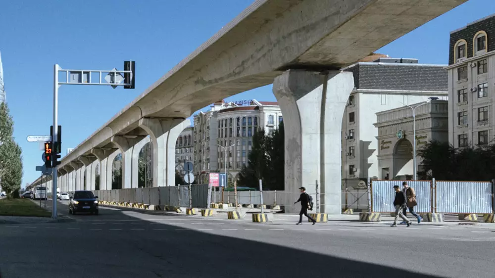 Когда обещают запустить LRT в Астане