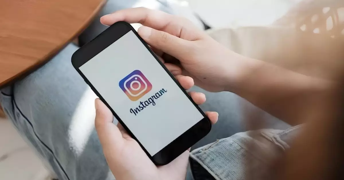   Түркістандық бойжеткен Instagram арқылы азаматтарды сан соқтырды   