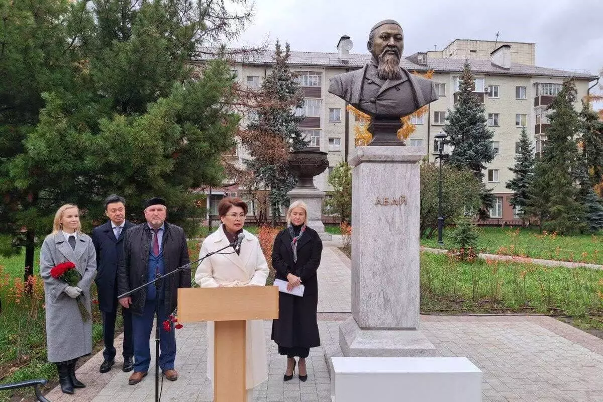 Татарстанда Абай ескерткіші ашылды