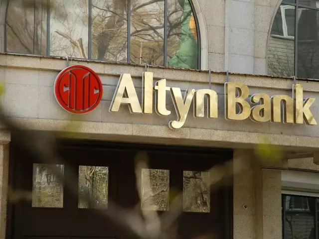 Altyn Bank сможет открывать металлические счета