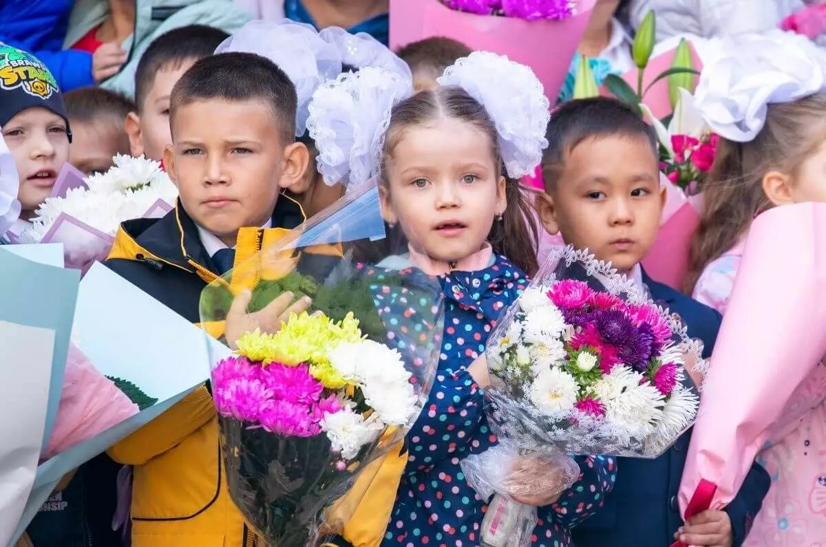 Креативное видео учителей ко Дню Республики покорило соцсети