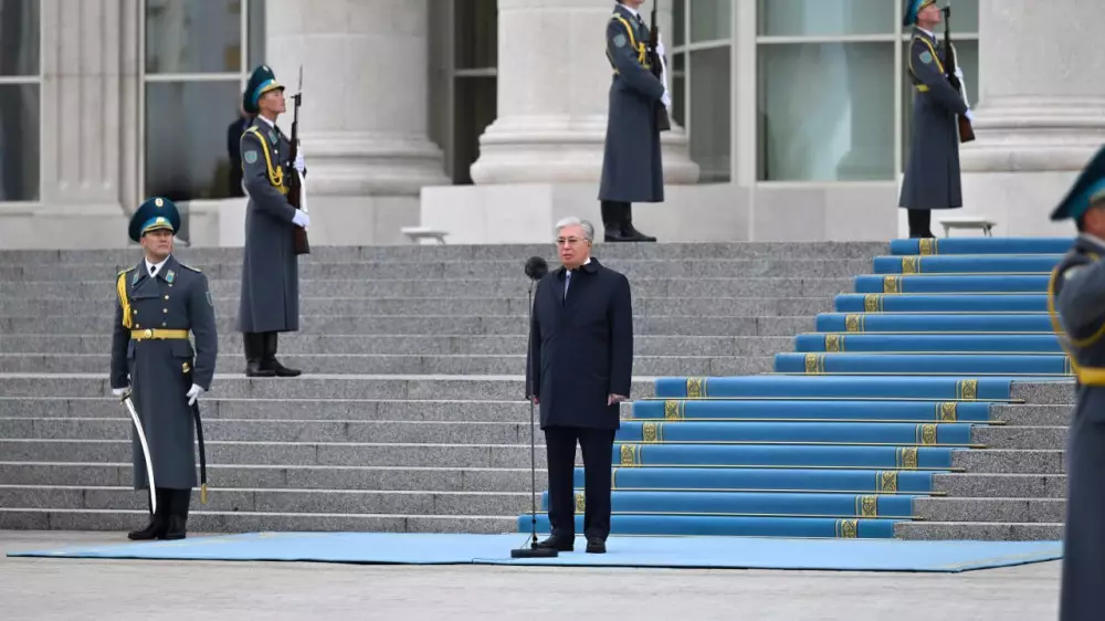 Президент Мемлекеттік ту көтеру салтанатты рәсіміне қатысты