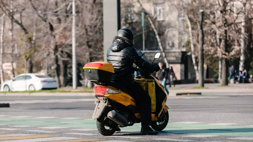 Мопед жүргізушісінің қандай құжаттары болуы керек?