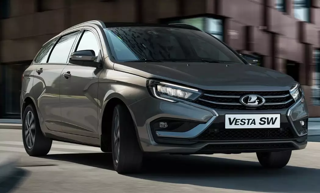 Новая Lada Vesta стала дешевле, но не в России