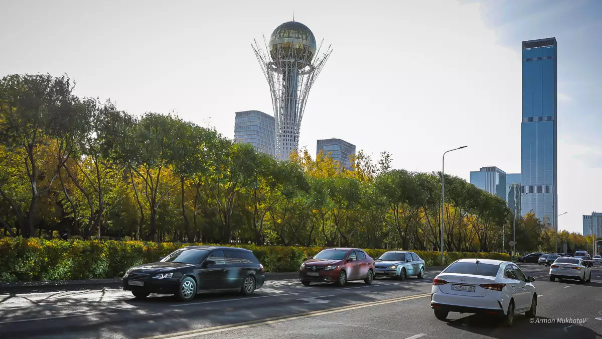 Столичные коммунальщики призвали жителей относиться бережно к городу