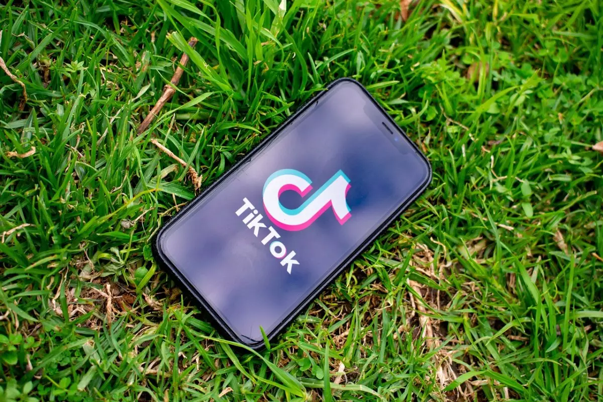 Жительница Сатпаева поплатилась за оскорбление сестры в TikTok