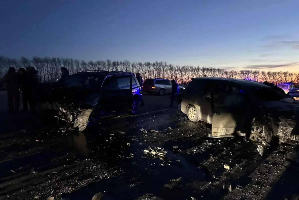 Четыре человека пострадали в ДТП в Акмолинской области