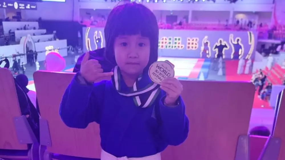 6-летняя казахстанка стала чемпионкой мира по джиу-джитсу