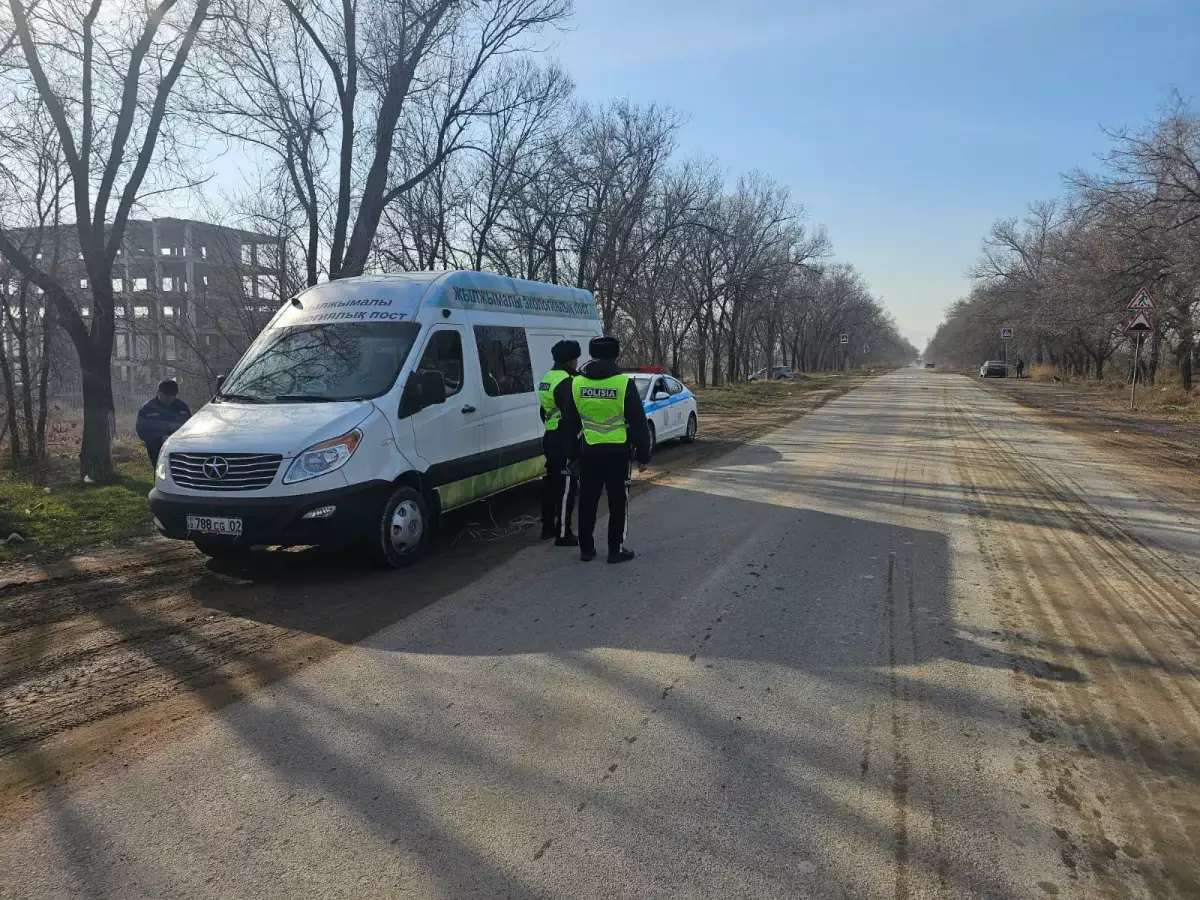 В Алматы продолжается акция "Чистый воздух" по замеру токсичности выхлопных газов