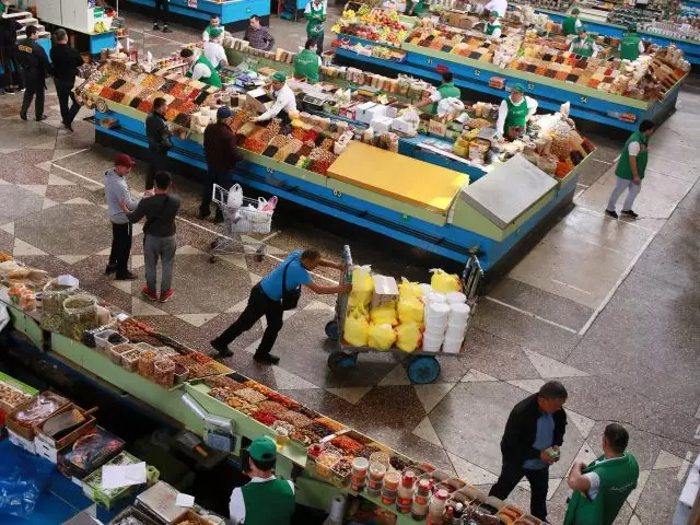 Казахстанский товар в супермаркетах должен находиться на лучших местах - премьер 